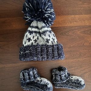 Hat and booties